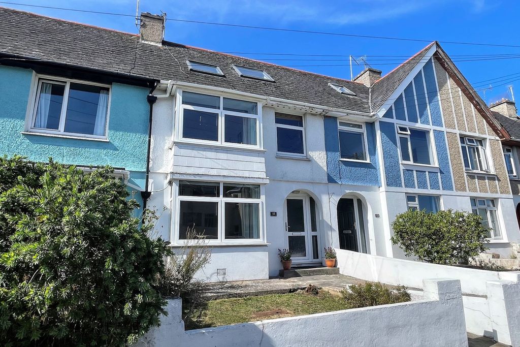 Property photo 1 of 20