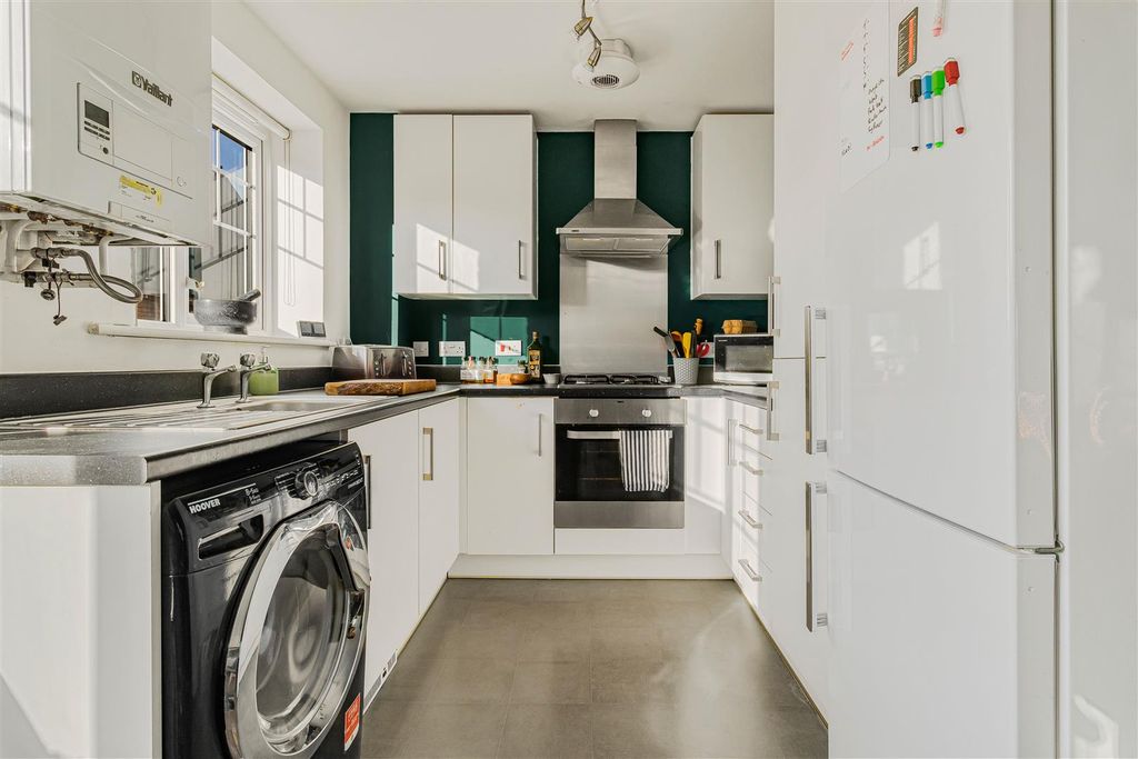 Property photo 3 of 13 17_67643.Jpg