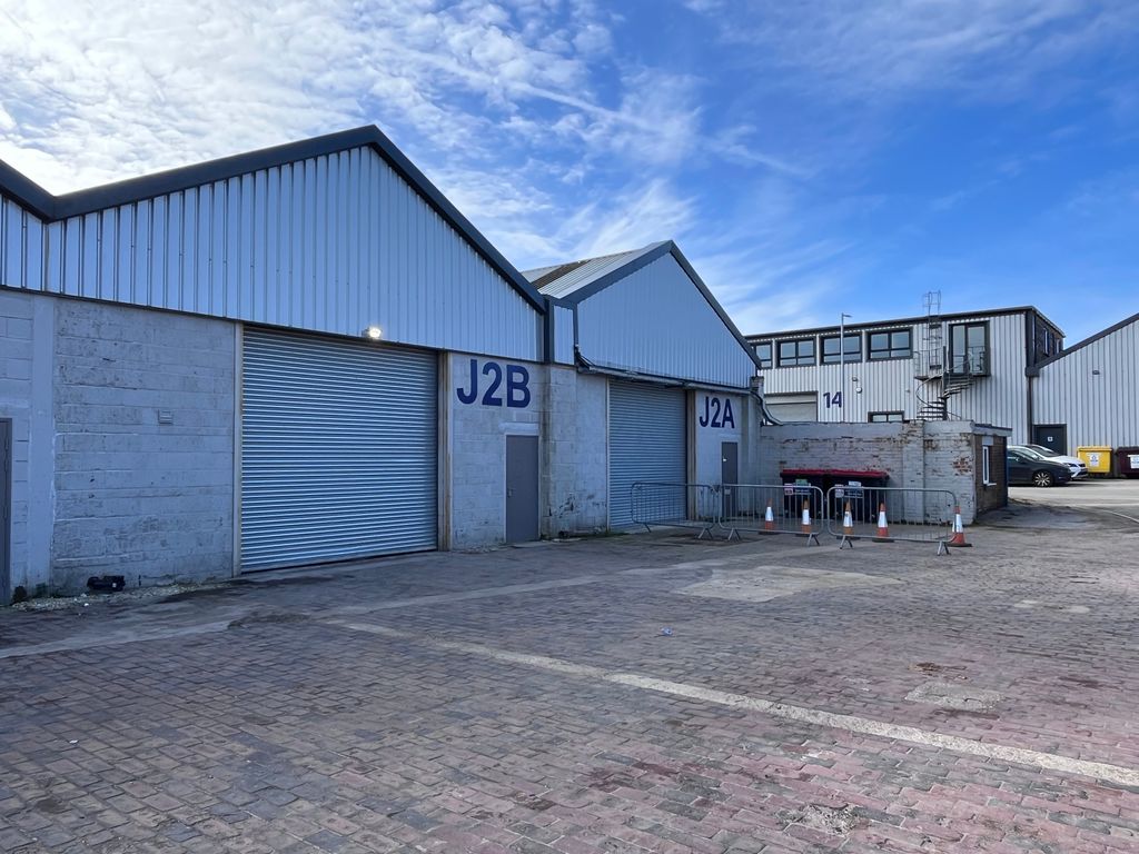 Property photo 3 of 7