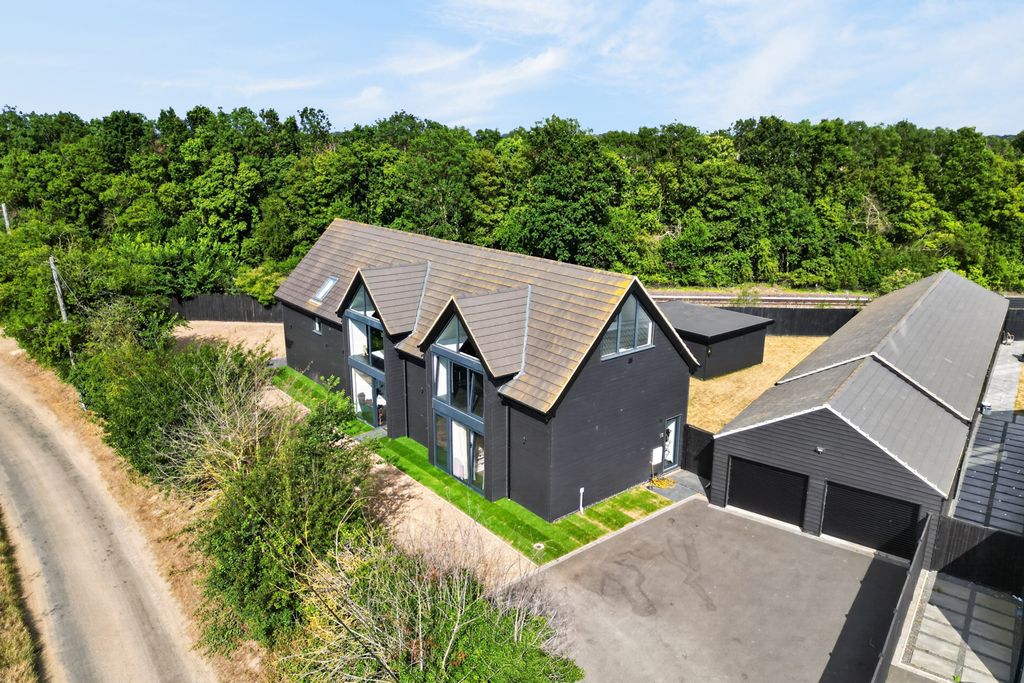 Property photo 1 of 23 Pbox-Img.Jpg