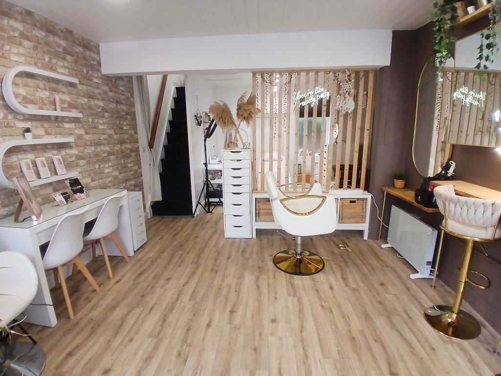 Property photo 2 of 10 Gf 1