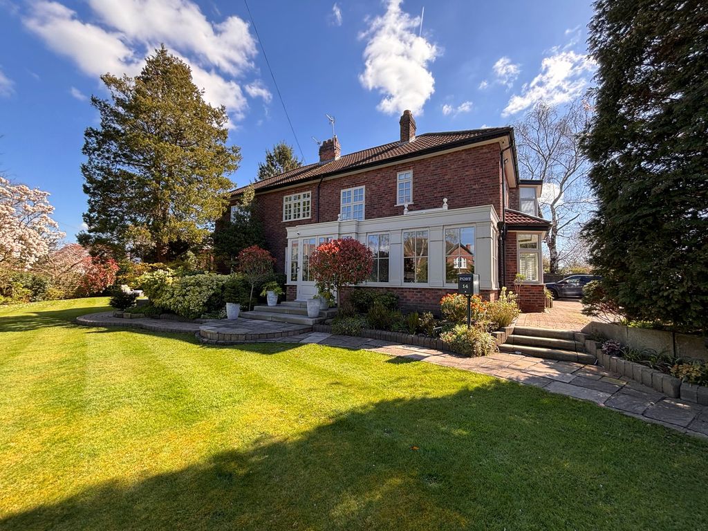 Property photo 1 of 52