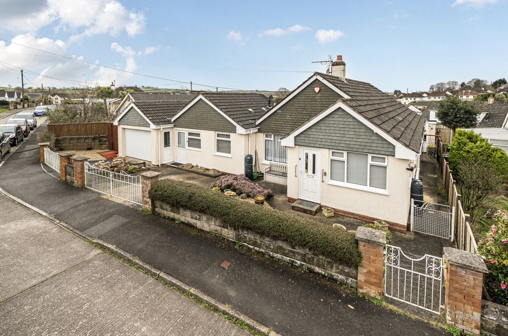 Property photo 1 of 27 1416236-2-6994678...