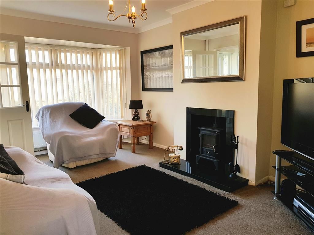 Property photo 2 of 8 Balcony