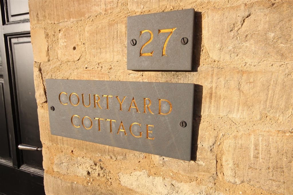 Property photo 2 of 12 Img_9044.Jpg