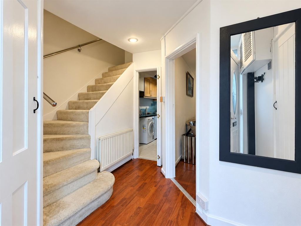 Property photo 3 of 16 9.Png