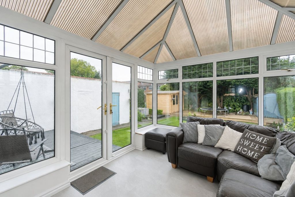 Additional image 7 of 5 bed detached house for saleAlexandra Road, Pudsey LS28