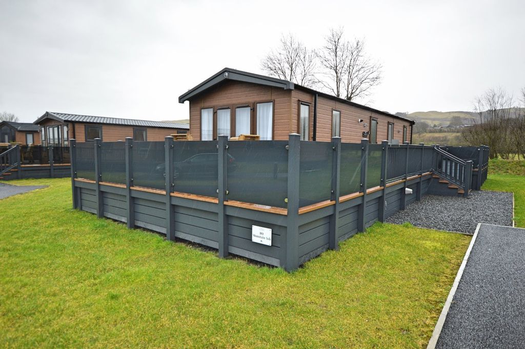 Property photo 1 of 18 Picture No. 01