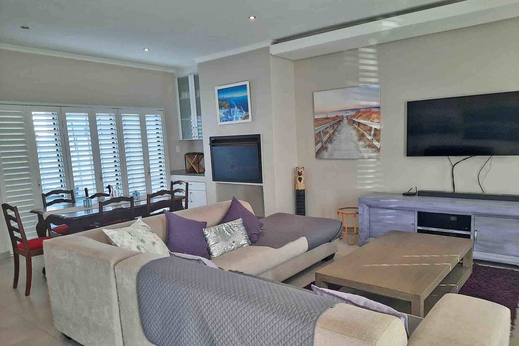 Property photo 3 of 15 1TV1704766