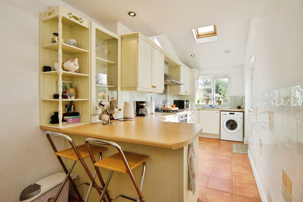 Property photo 3 of 20 Pbox-Img.Jpg