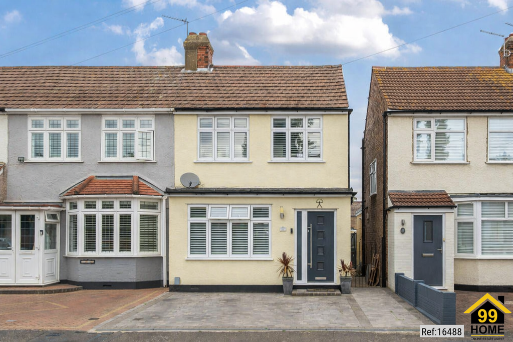 Property photo 2 of 16 Photo 1