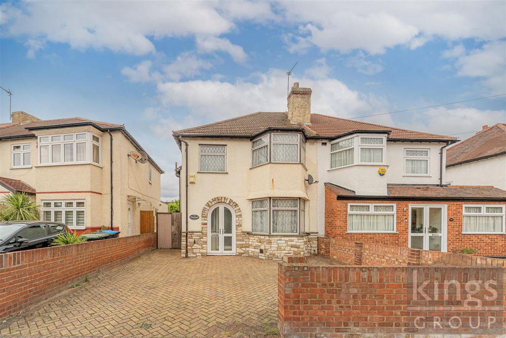 Property photo 1 of 28