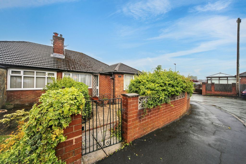 Property photo 1 of 23