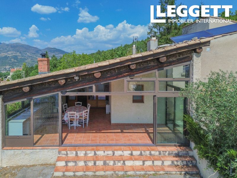 Property photo 2 of 10