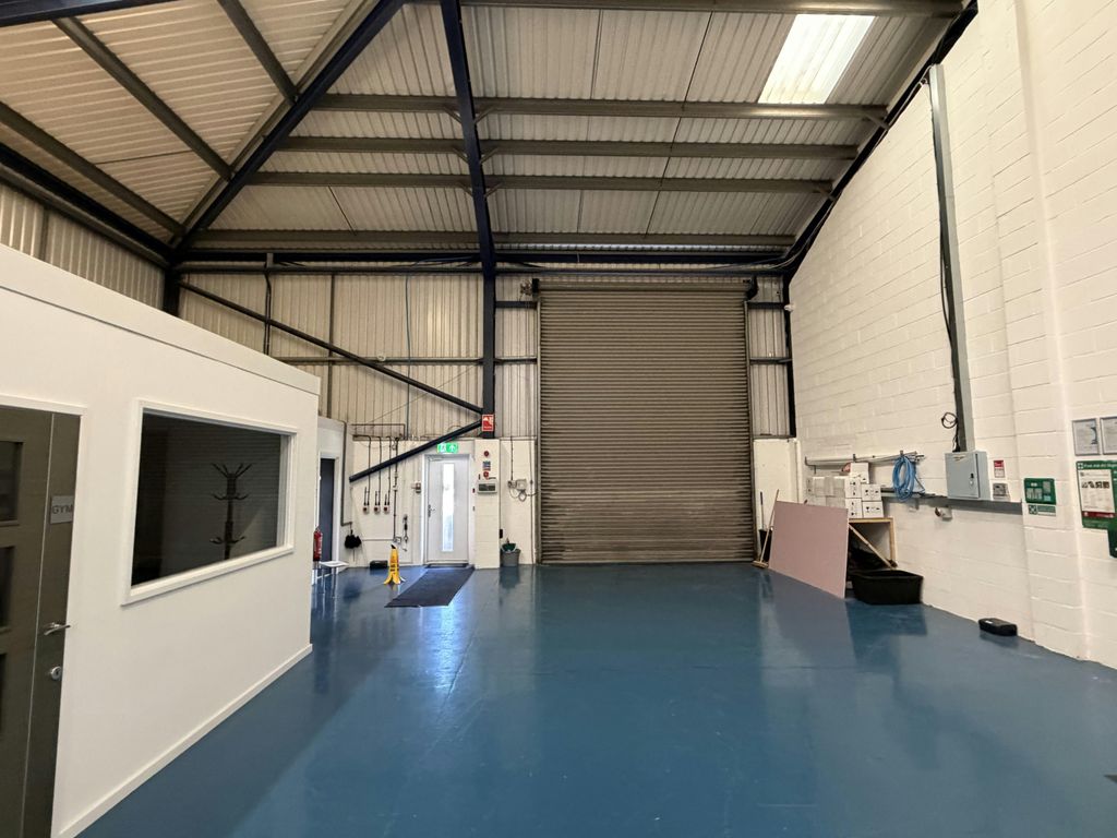 Property photo 2 of 10 P2.Jpeg