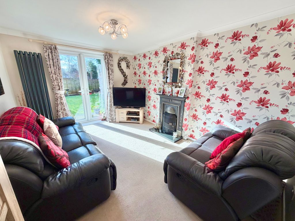 Property photo 3 of 10 Img_3841