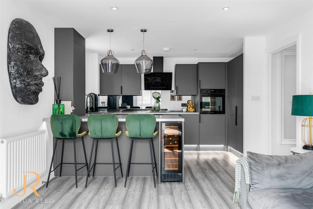 Property photo 3 of 15 Internal-13.Jpg