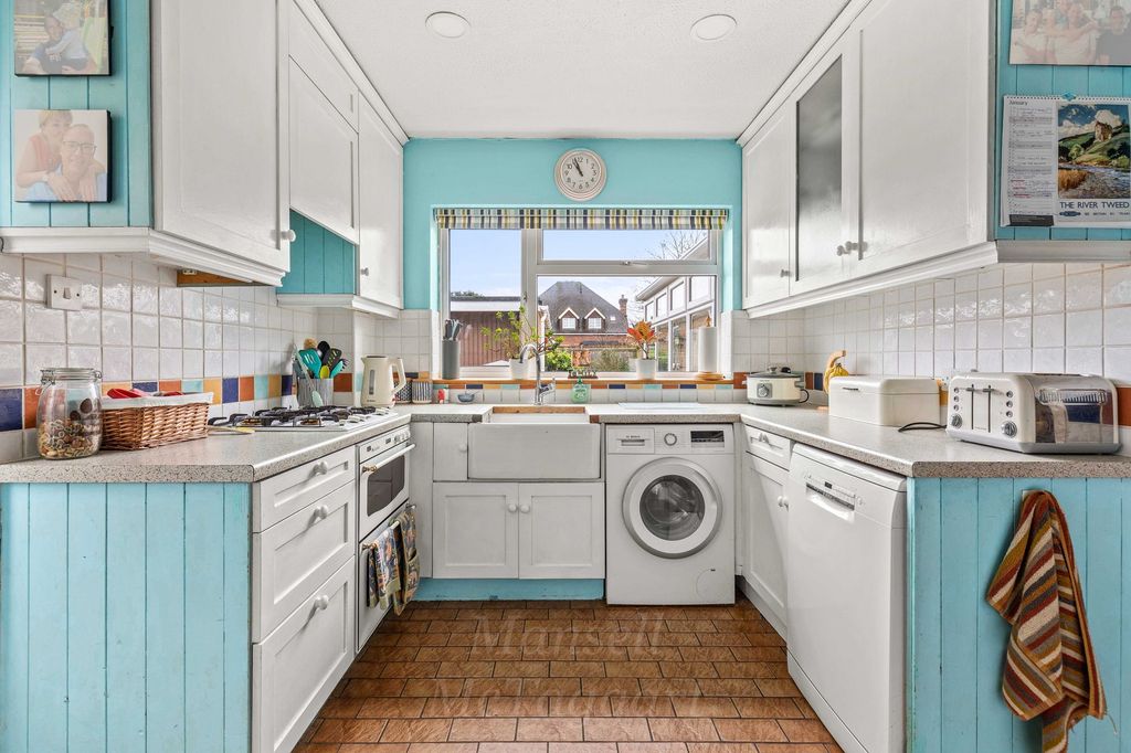 Property photo 3 of 17