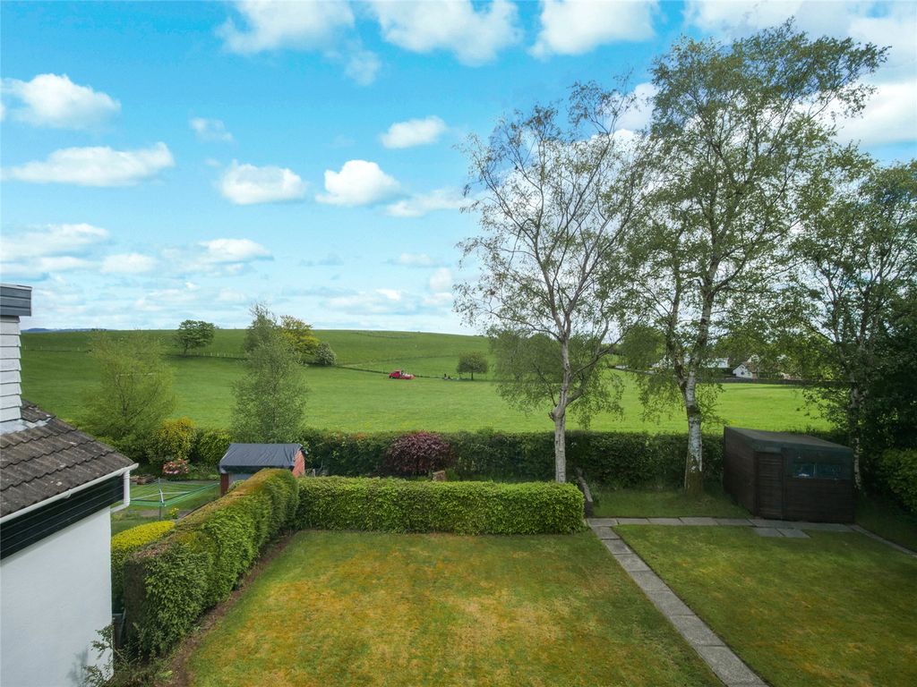 Property photo 2 of 19 Rear Outlook