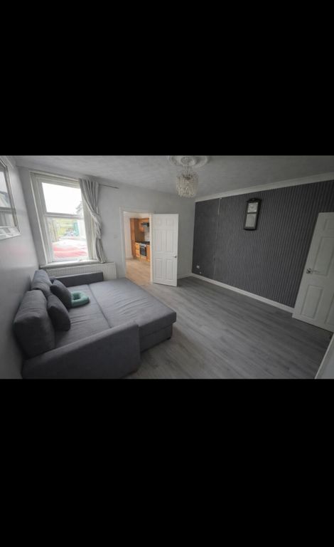 Property photo 2 of 7 Photo 1