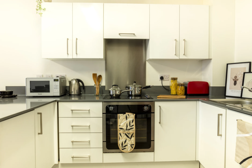 Property photo 3 of 8 O_1i1Rkol9Teje1Pic1Co117hd1St2l.Png