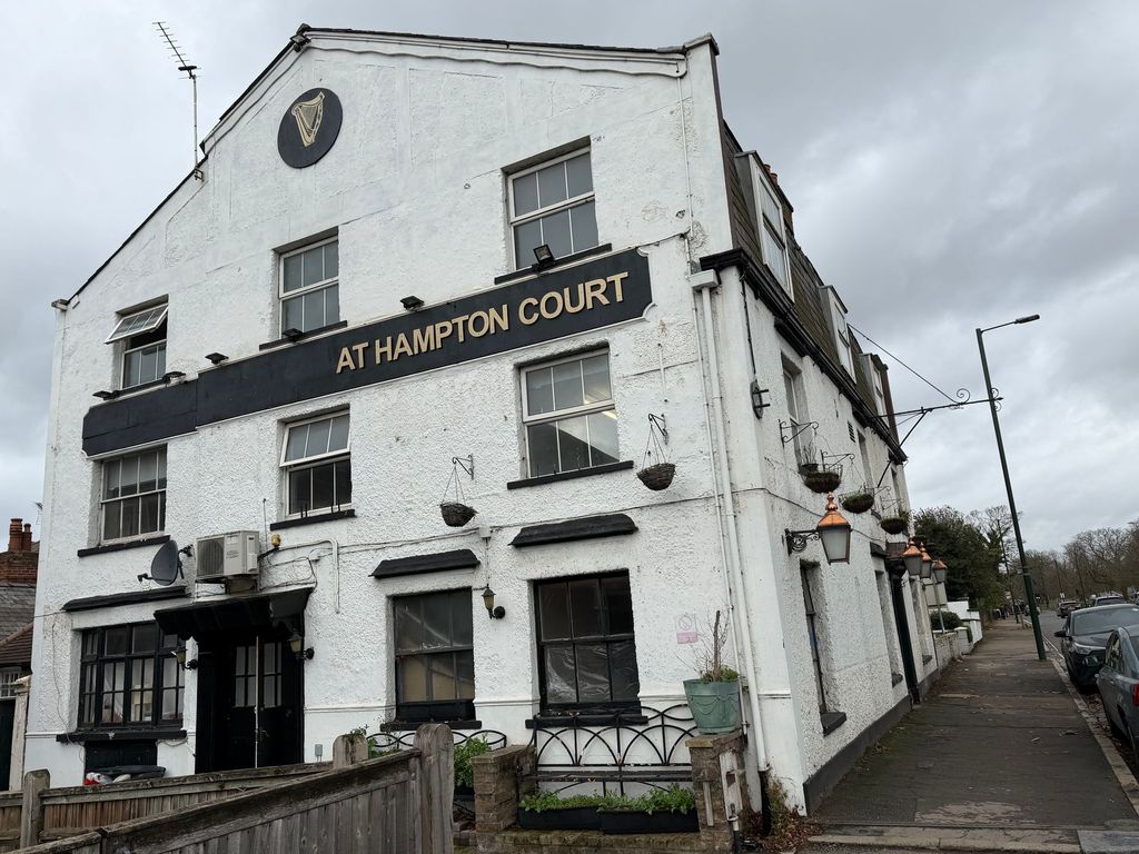 Property photo 1 of 1