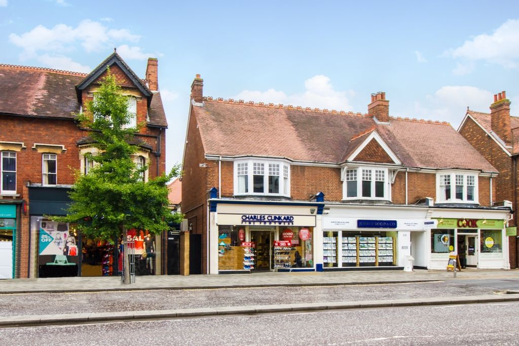 Property photo 1 of 8 40082