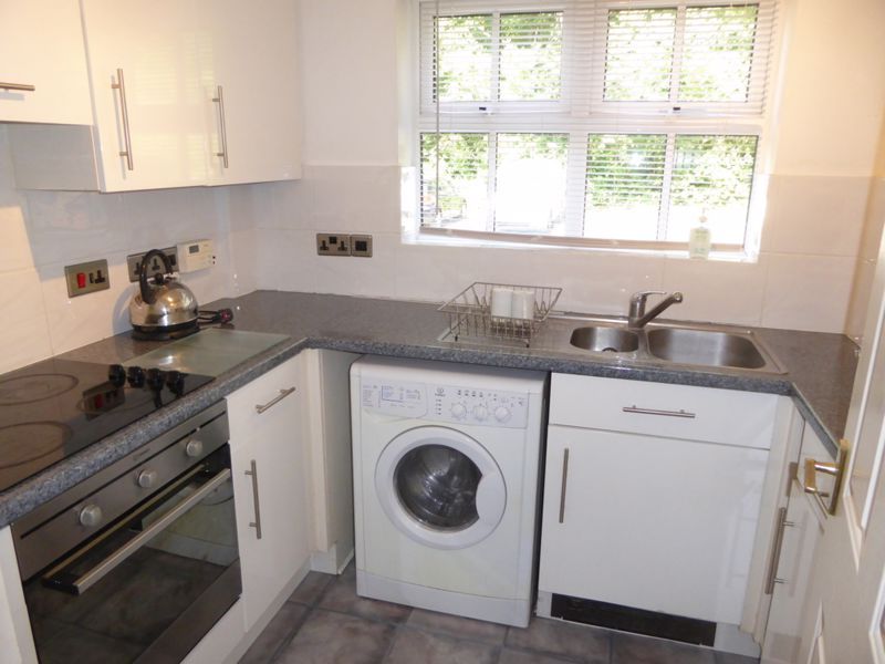 Property photo 2 of 10 Photo 8