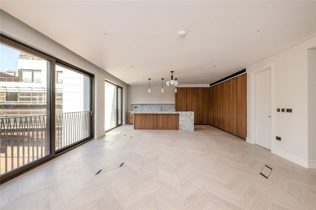 Property photo 1 of 12 Kitchen