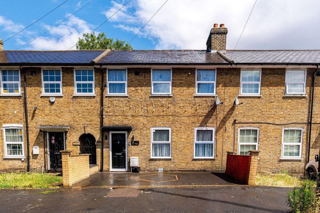 Property photo 1 of 23