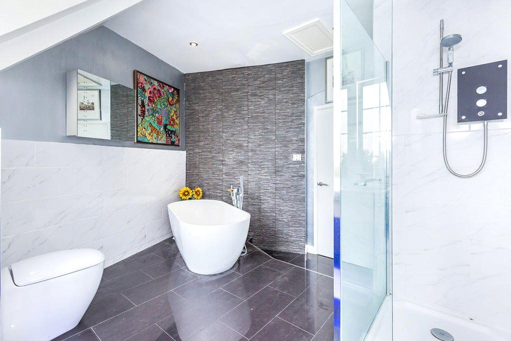 Property photo 3 of 8 Picture No. 02