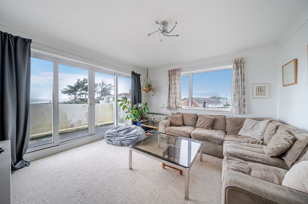 Property photo 2 of 9 1515949-29-1A0676...