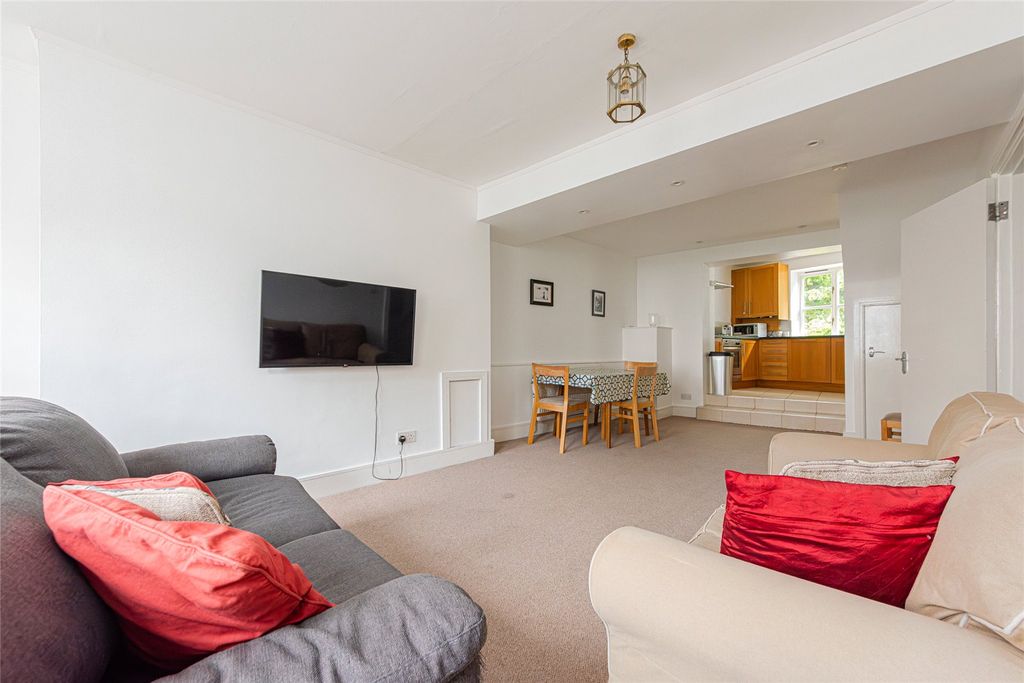 Property photo 2 of 21 Picture No. 26