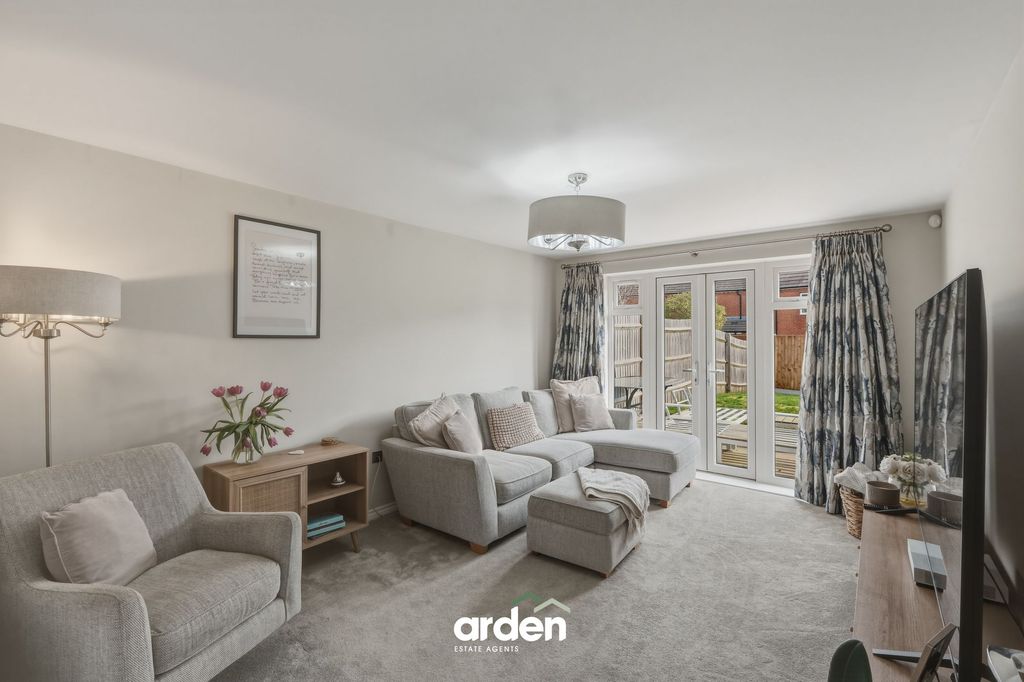 Property photo 2 of 14