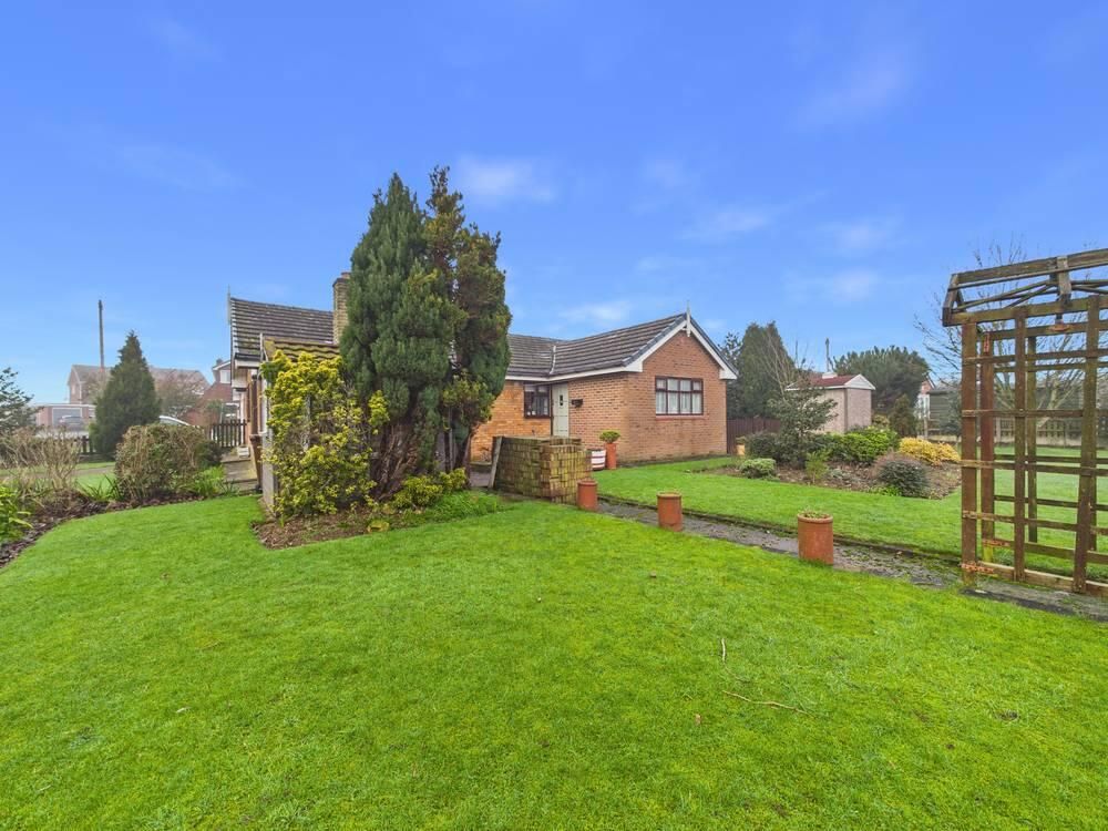 Property photo 3 of 17 Exterior