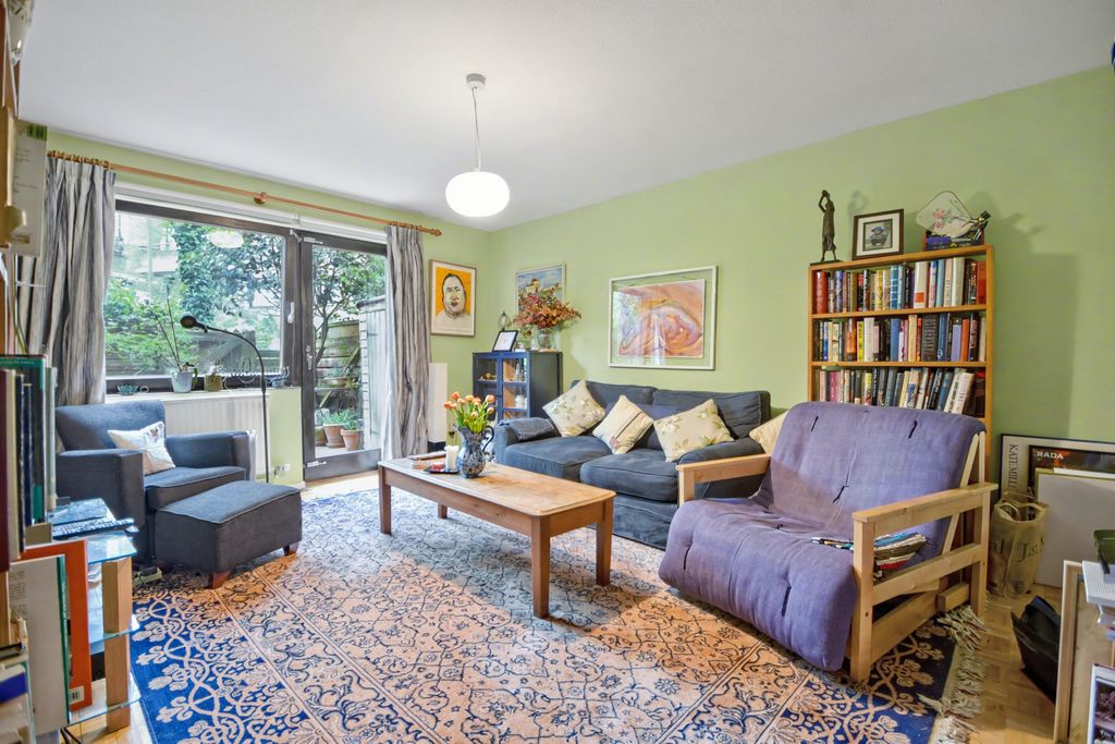 Property photo 2 of 9