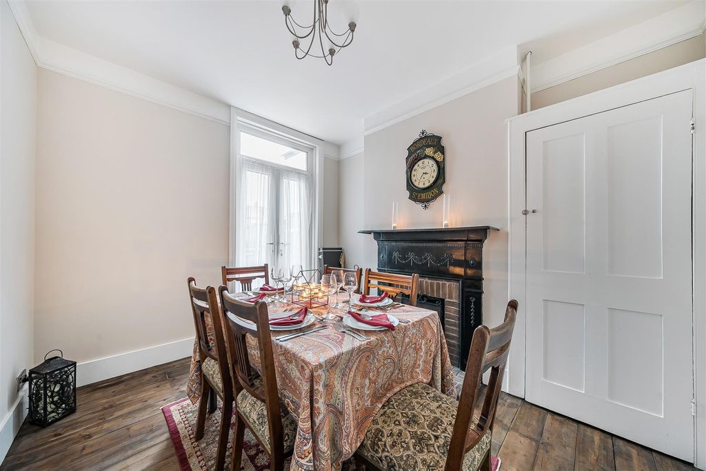 Property photo 3 of 16 Belmont Dining Room .Jpg