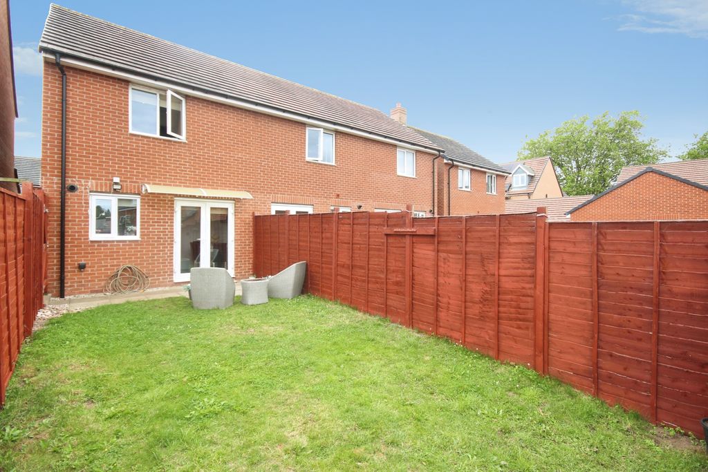 Property photo 2 of 14