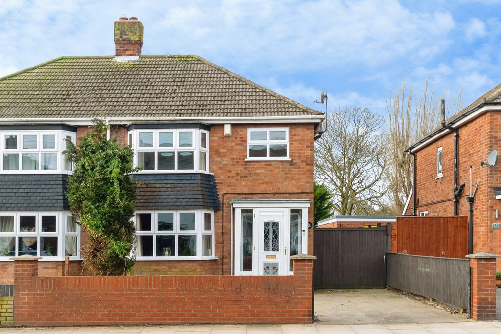 Property photo 1 of 15 Front View