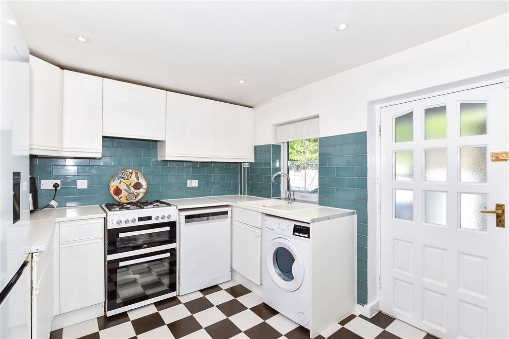 Property photo 3 of 13 Kitchen