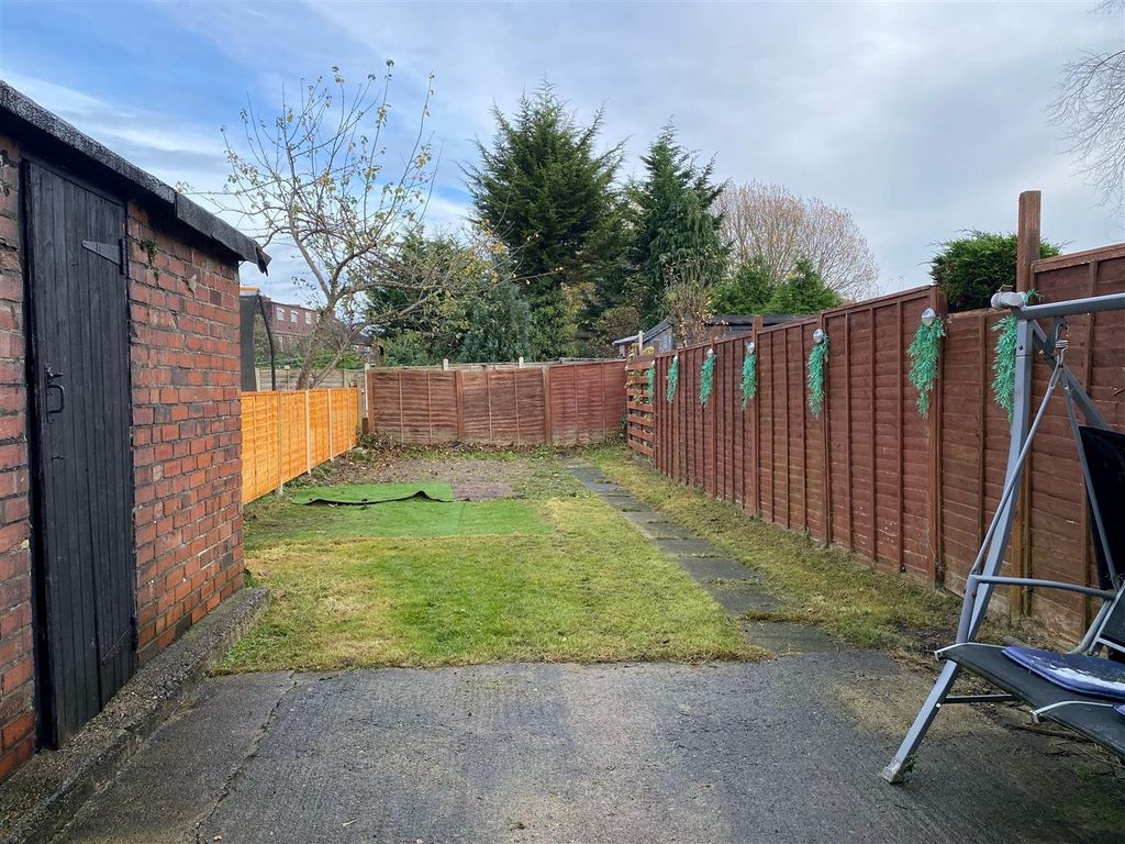 Property photo 2 of 8 87 Thl - Garden.Jpg