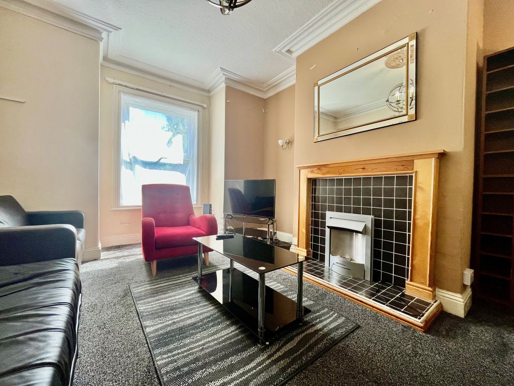 Property photo 3 of 9 Image