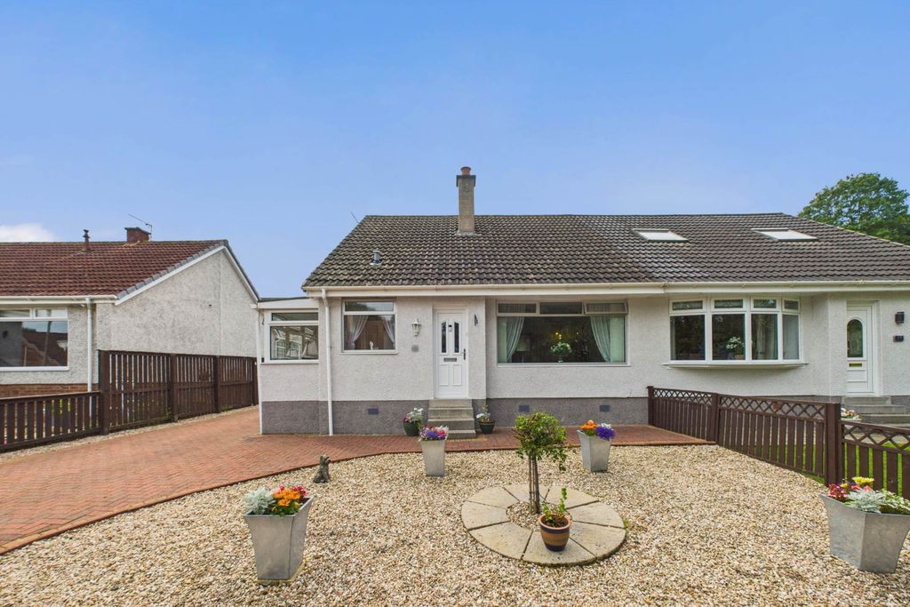 Property photo 1 of 27