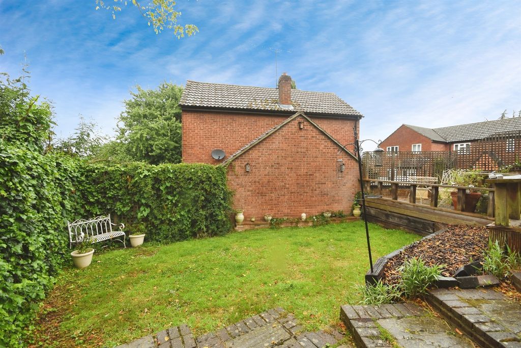 Property photo 3 of 17