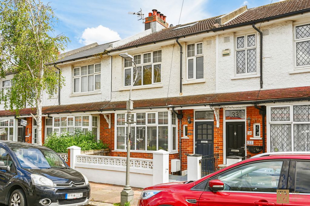 Property photo 1 of 23