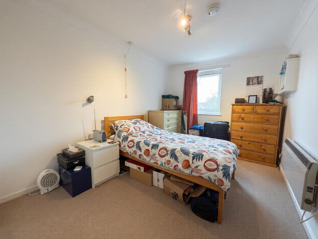 Property photo 2 of 5 Bedroom.Png