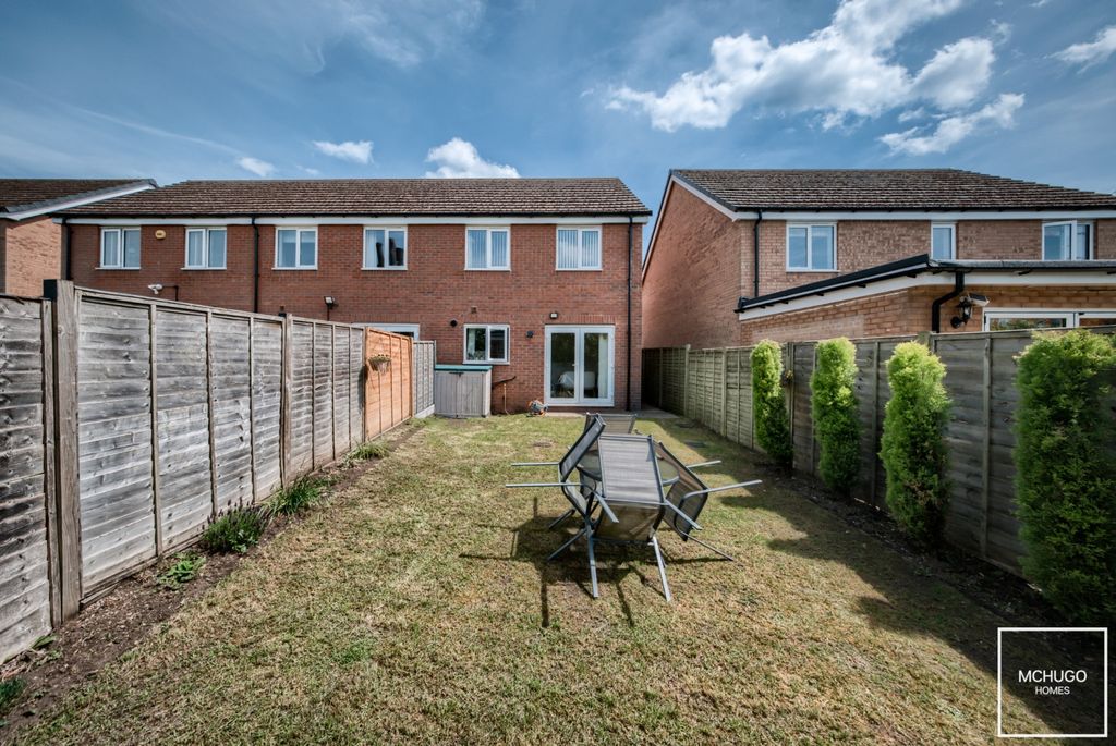 Property photo 2 of 14 Xh2A4507-Hdr(3)