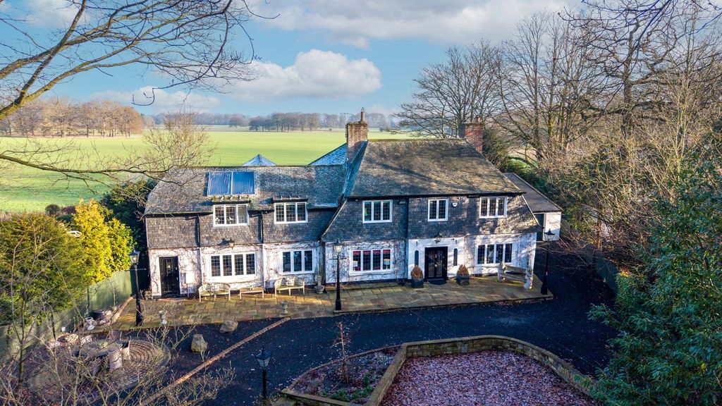 Property photo 1 of 59