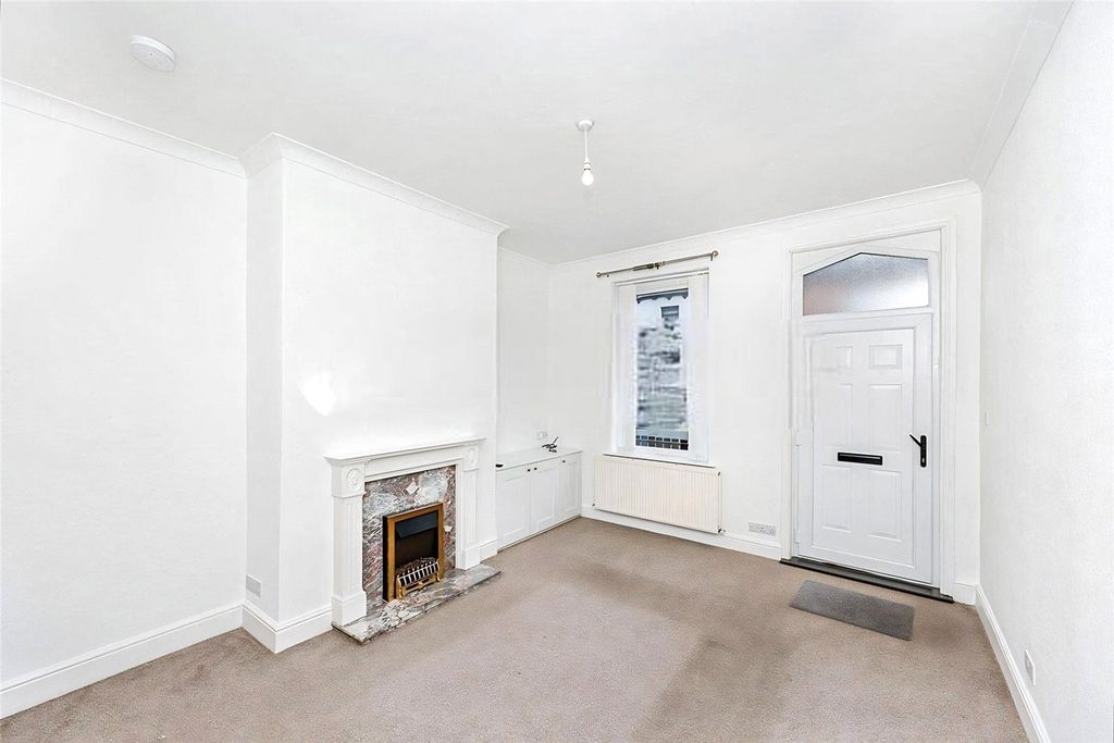 Property photo 2 of 8 Picture No. 26