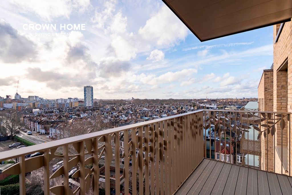 Property photo 2 of 16